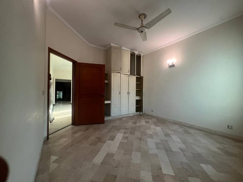 1 Kanal Upper Portion with Drawing Room for Rent in DHA Lahore Phase 4 11