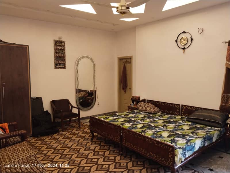 Allama Iqbal Town 1 Furnished Room For Rent 0