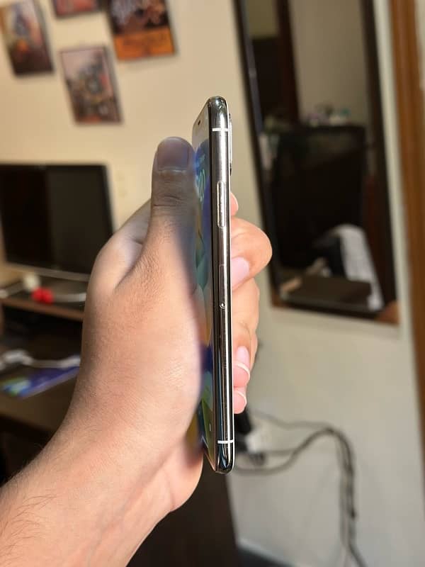 Iphone X 256gb PTA Approved in 10/10 original condition 4