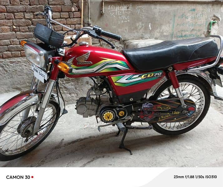 brand new total jenuen bike ha kisi kism ka koi msla nh ha. 03289507456 0