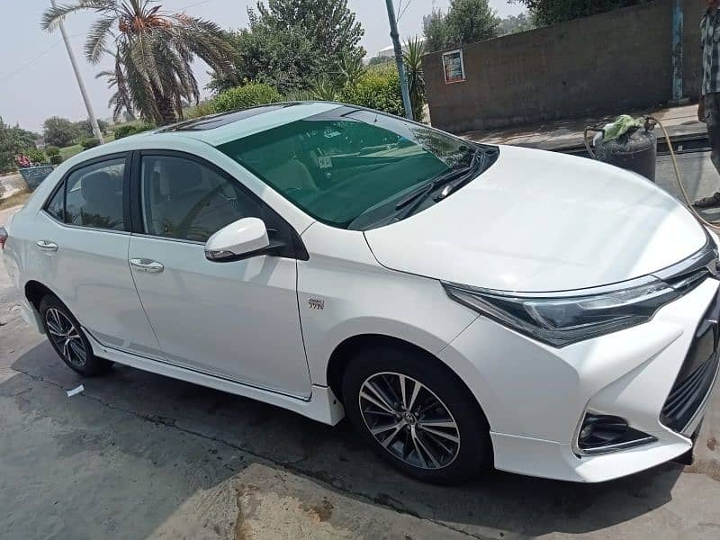 Toyota Altis Grande 2019 1