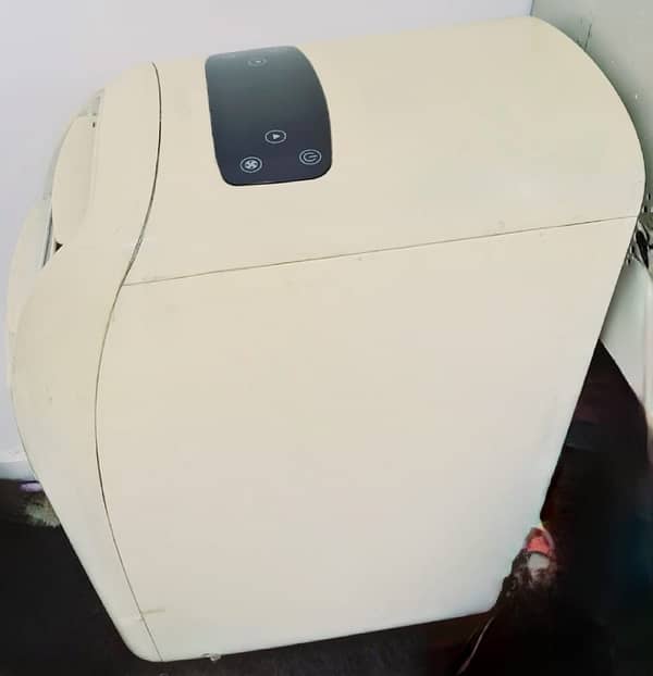 japanese portable Ac with heating, 1