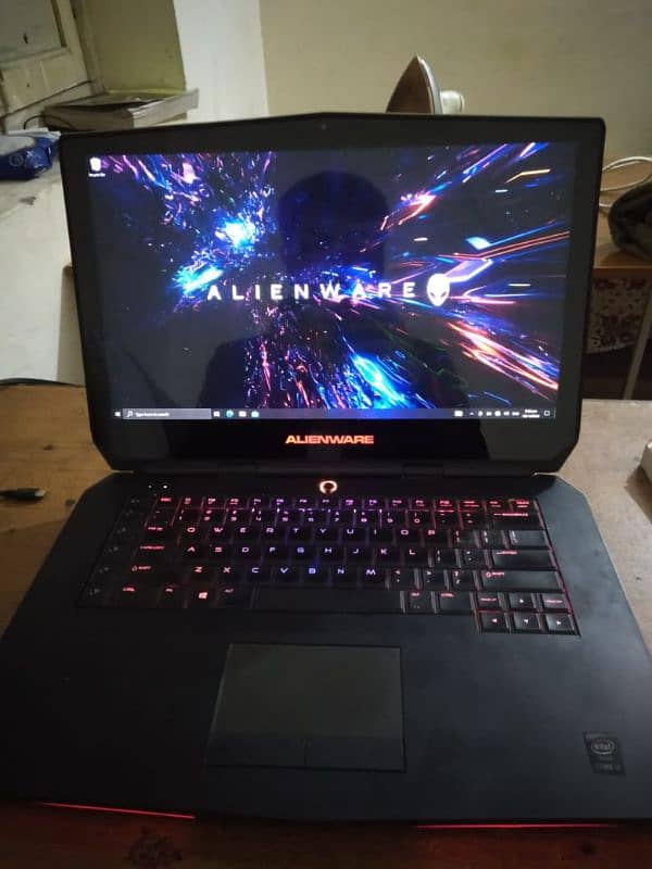 ALIENWARE 15 1