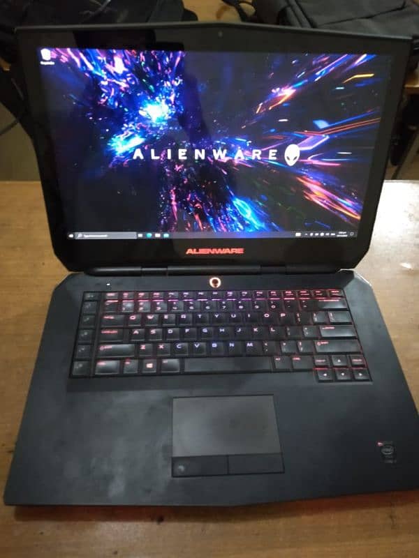 ALIENWARE 15 4