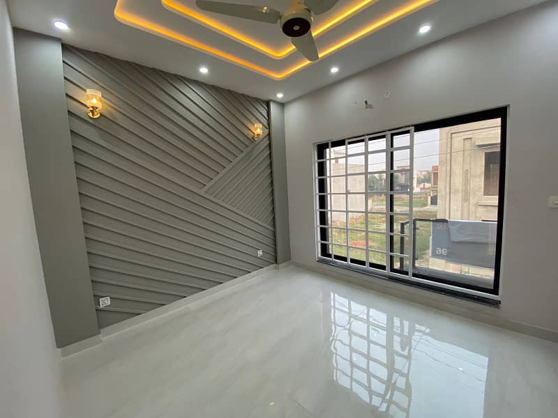 5 Marla Brand New Ultra Modern Design House For Sale In DHA RAHBAR Phase 11 Sector 2 15