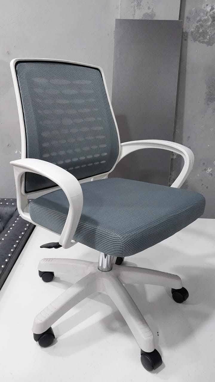 Revolving Chairs/Computer Chair/Executive Chair/Office Chair 6