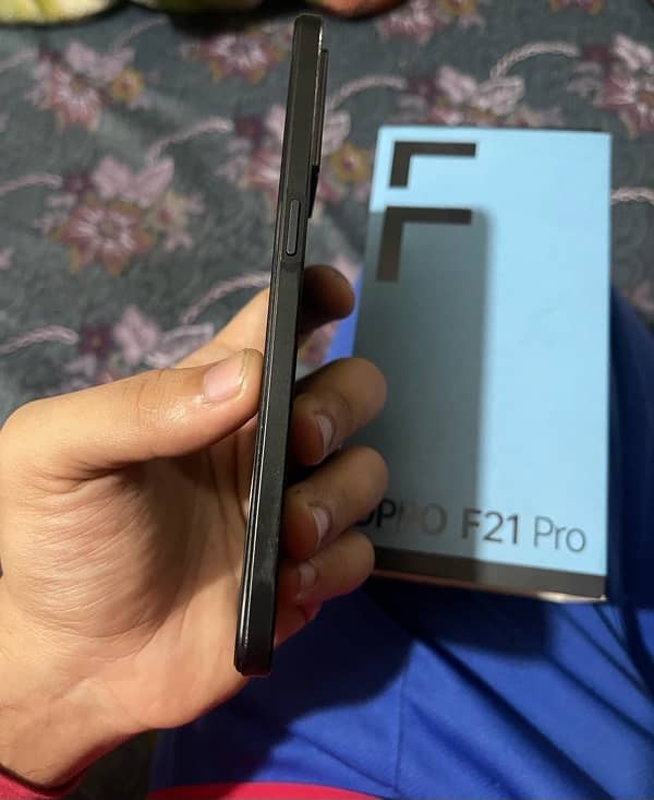 Oppo F21 pro 8/128 3