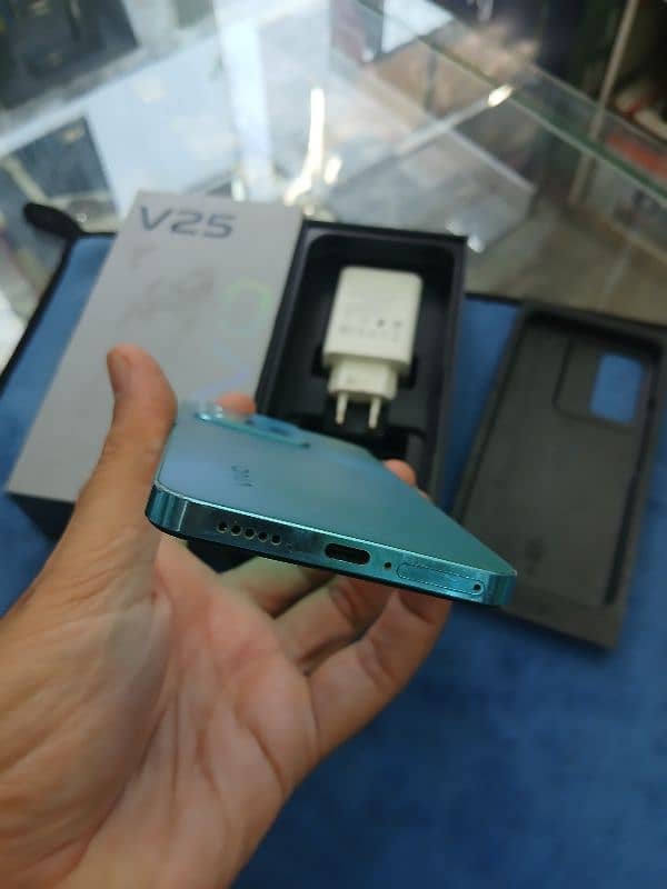 Vivo V25 12/256 Mobile Available 2