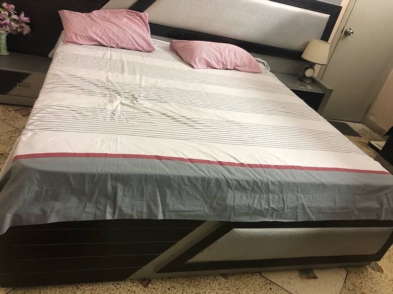 King Size bedset for Sale 9