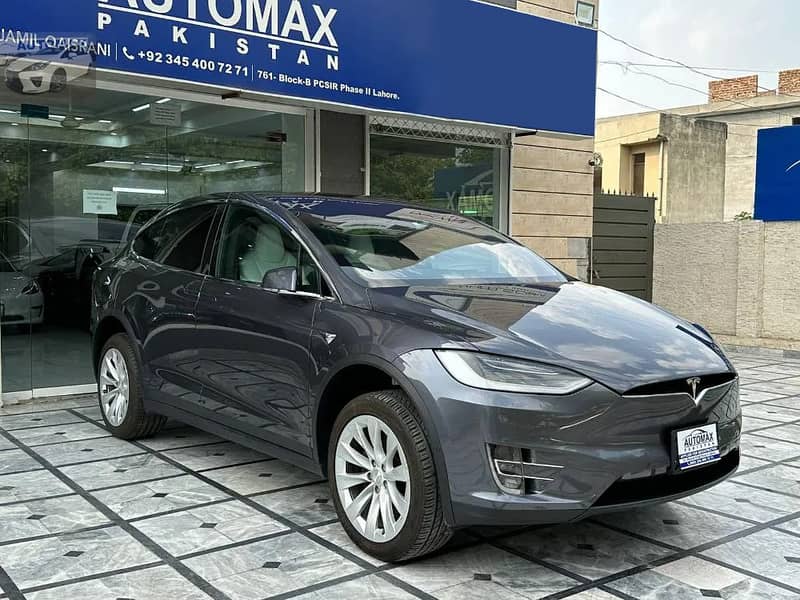 TESLA Model X Dual Motor & Long Range - 2018 2