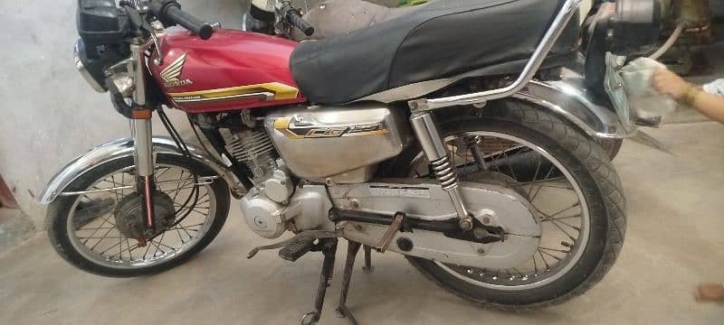 Honda 125 Spical Edition 2