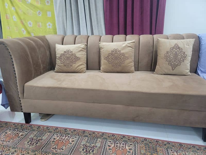 sofa to sale 3