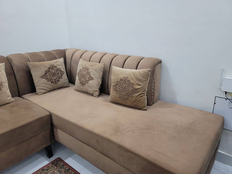 sofa to sale 4