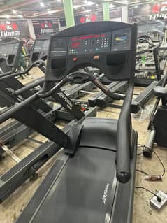 Life Fitness USA Brand || Commercial Treadmill || Treadmill for sale