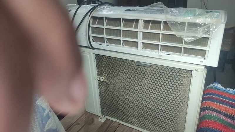 TCL 1ton invertor  Ac only 20day used 2