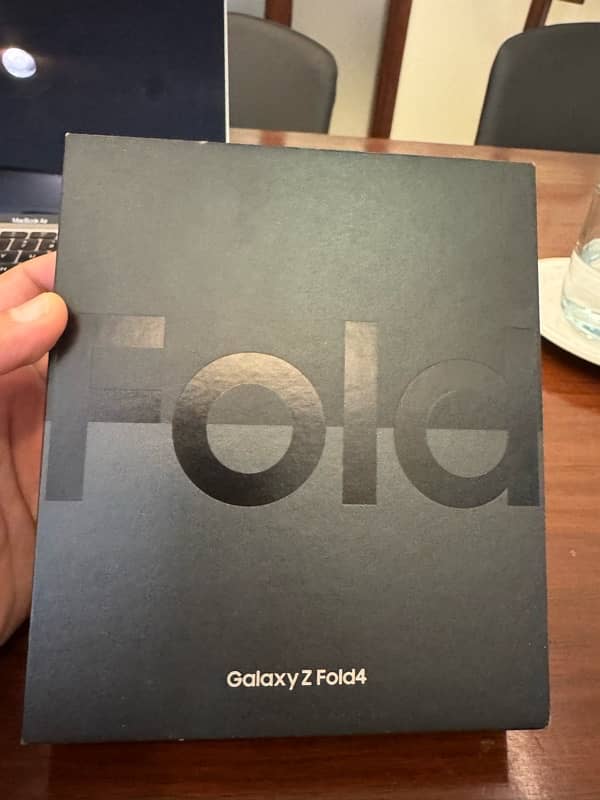 Samsung Fold 4 256GB 8