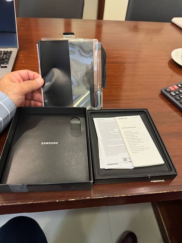 Samsung Fold 4 256GB 11