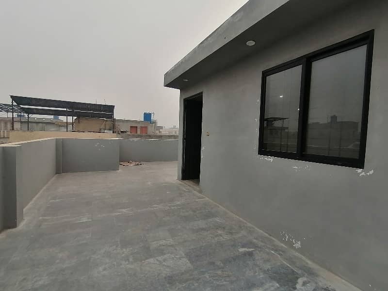 Ideal Prime Location House Is Available For sale In Lahore 24