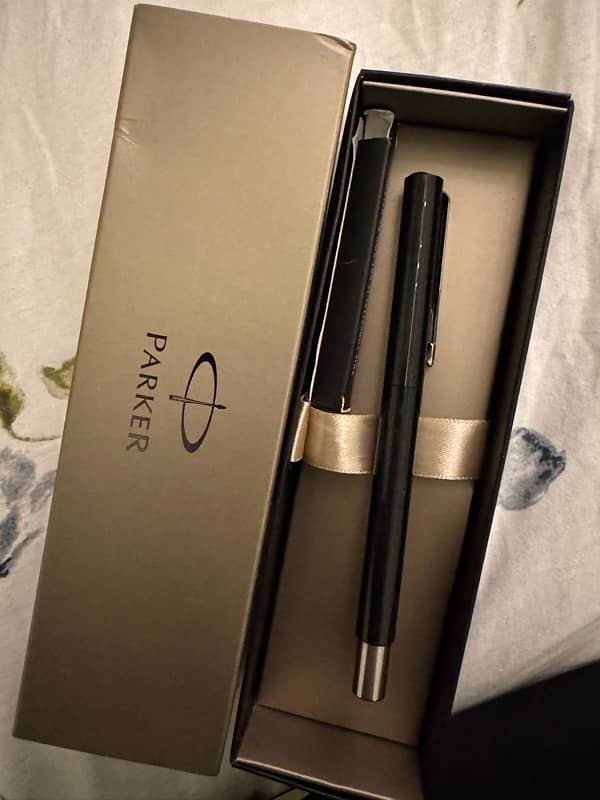 Parker Vector Fountain Pen 2