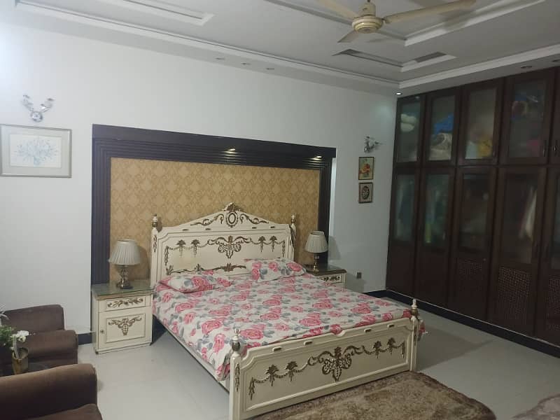 Beautiful House For Sale in Johar Town 4