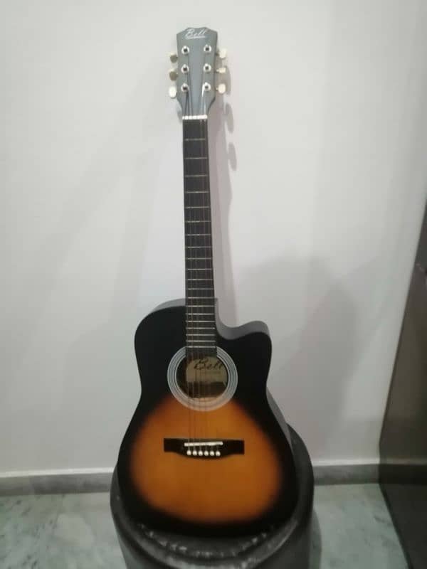 Never used Guitar,6Months Old-100% new condition 0