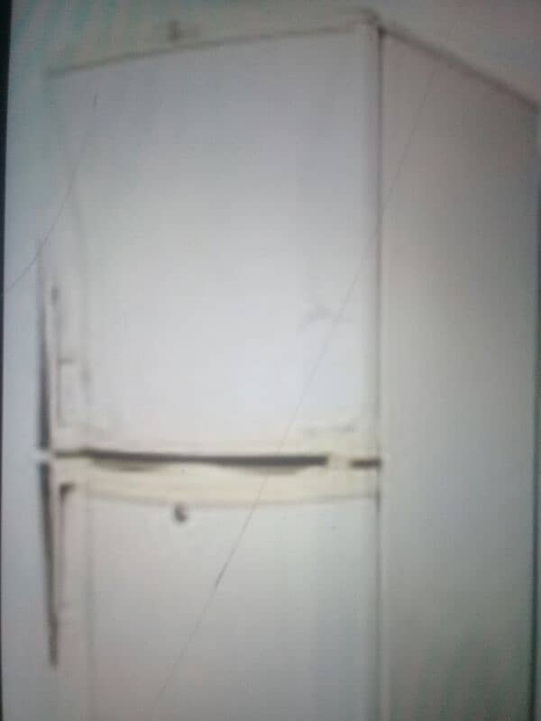 PEL Fridge 8/10 condition  Two Doors 0