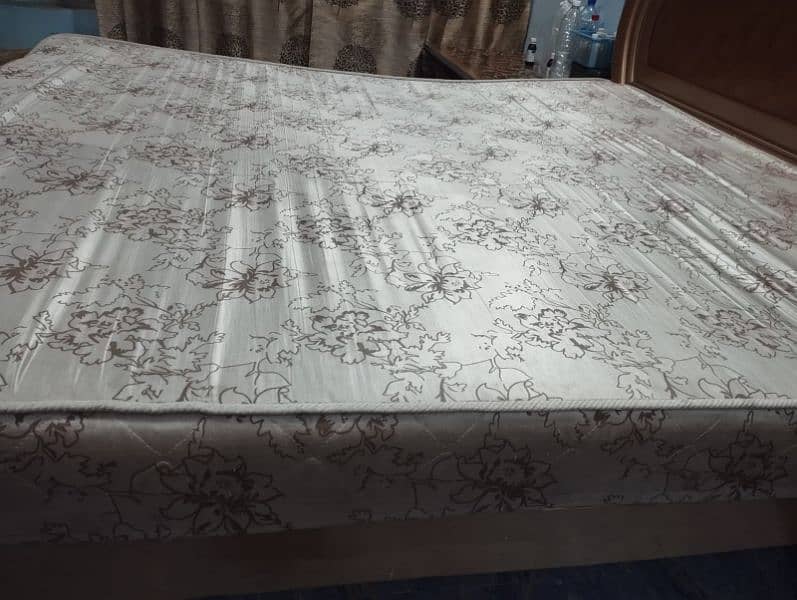 King Size Mattress in good Condition 1