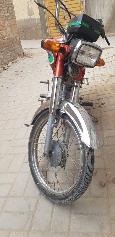 Honda CD 70 in Good Condition 2