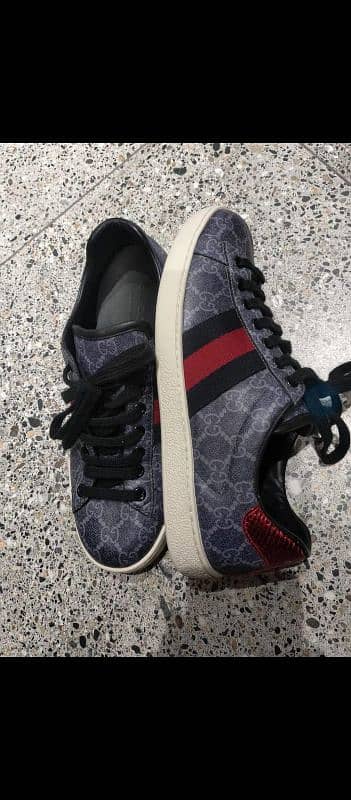 100% Original Gucci sneaker and Gucci sunglasses