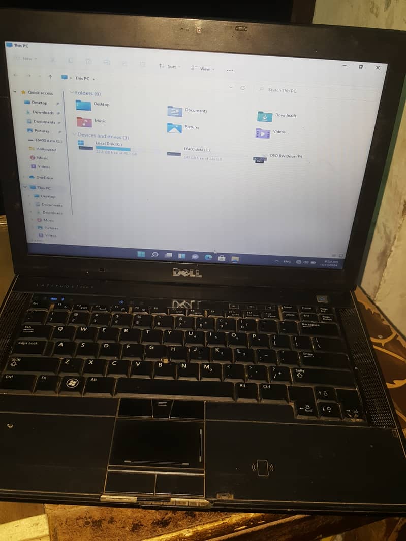 Dell Laptop E6400 0