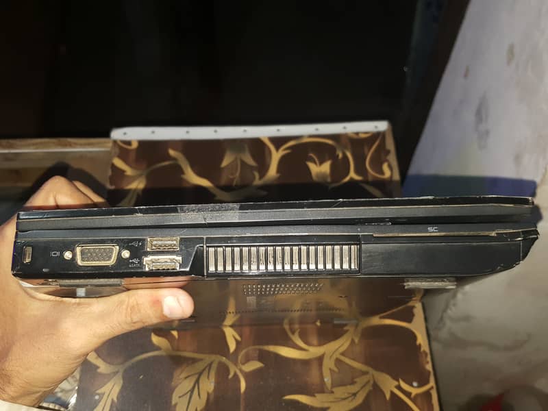 Dell Laptop E6400 2