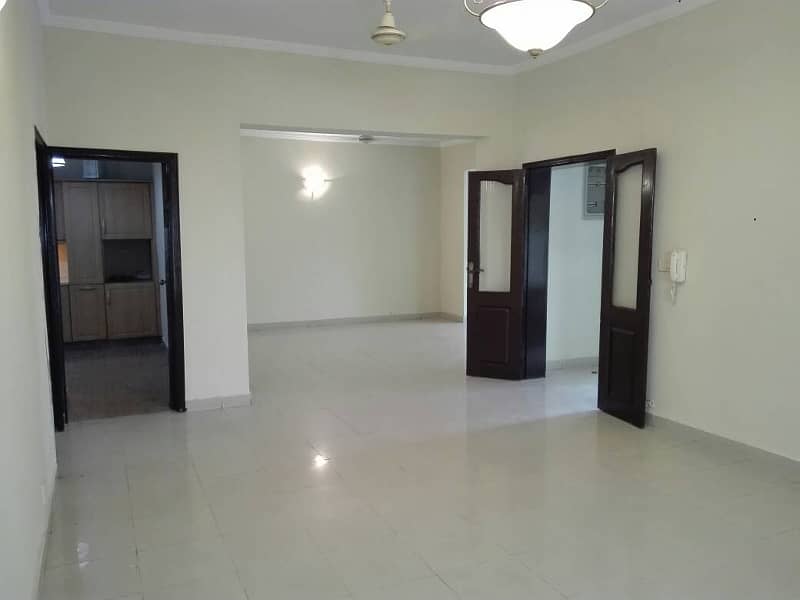 10 Marla 04 Bedroom House Available For Sale In Askari 10 Sector-B Lahore Cantt 12