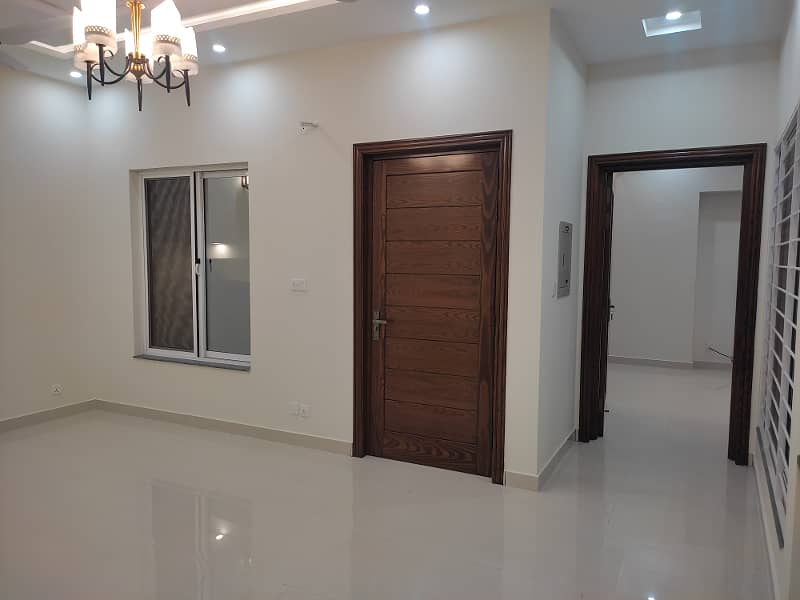 Brand New House For Sale In D12 Size 30*60 17