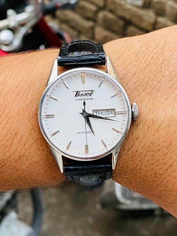 man watch 1