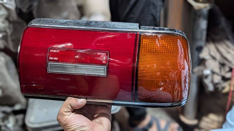 Toyota sprinter 1988 model tail light 1