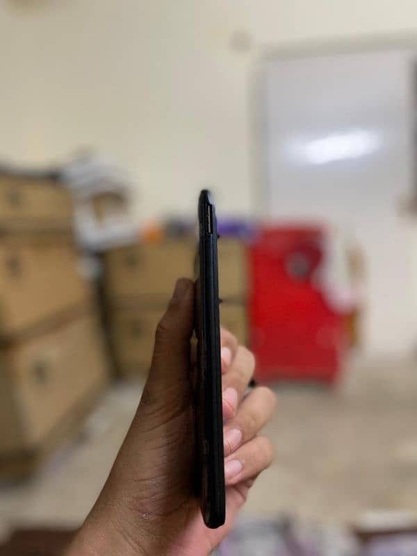 Samsung galaxy a30 4.64 pta approvd only back changee 16