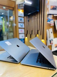 mac book pro 2019 16 inch corei7 ,16 gb ram , 512 gb storage