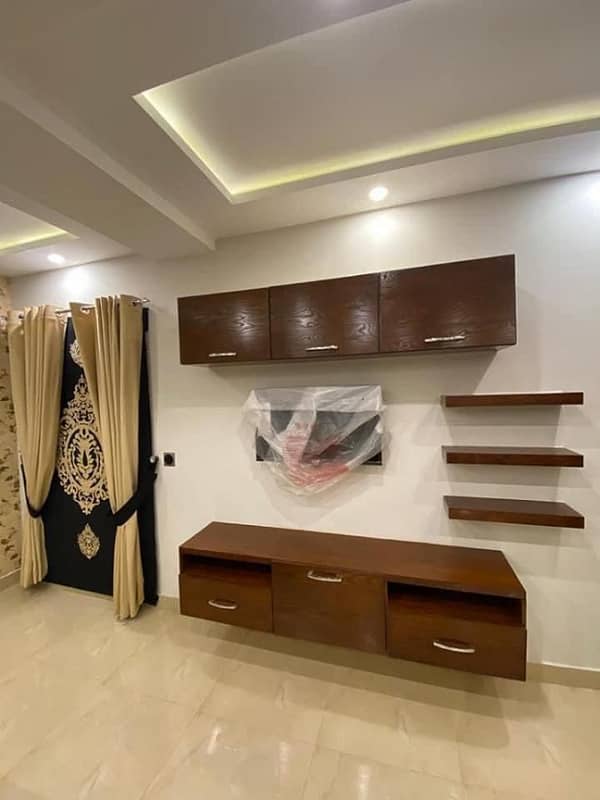 1 BED FULLY FURNISH APARTMENT AVAILEBAL FOR RENT IN BAHRIA TOWN LAHORE 2