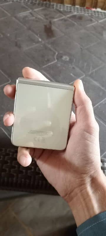 samsung z flip 3 non pta 7