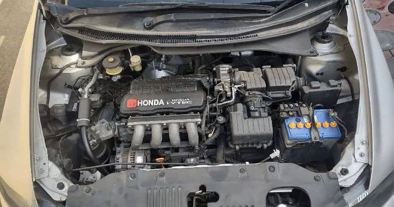 Honda City IVTEC 2010 Lahore Number Family Used 7