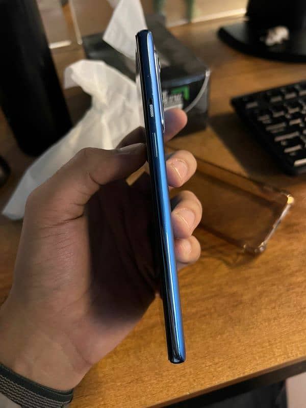 OnePlus 9 12/256 GB 1