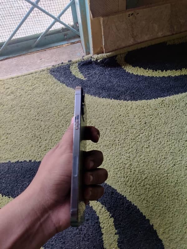 iPhone 12 Pro Max 128gb jv 4