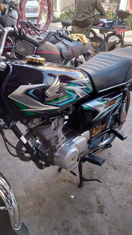 Honda 125 22/23Condition 10by 10 6