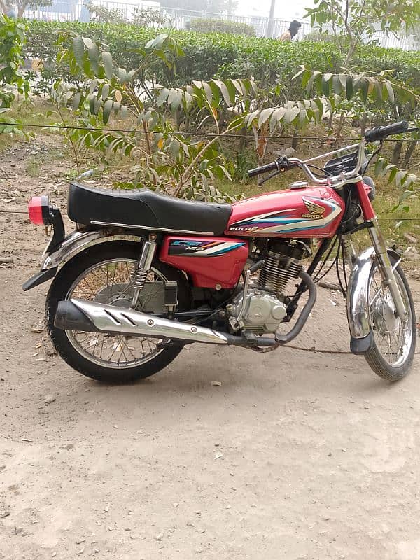 honda 125 1 hand use all. oky sound less 1