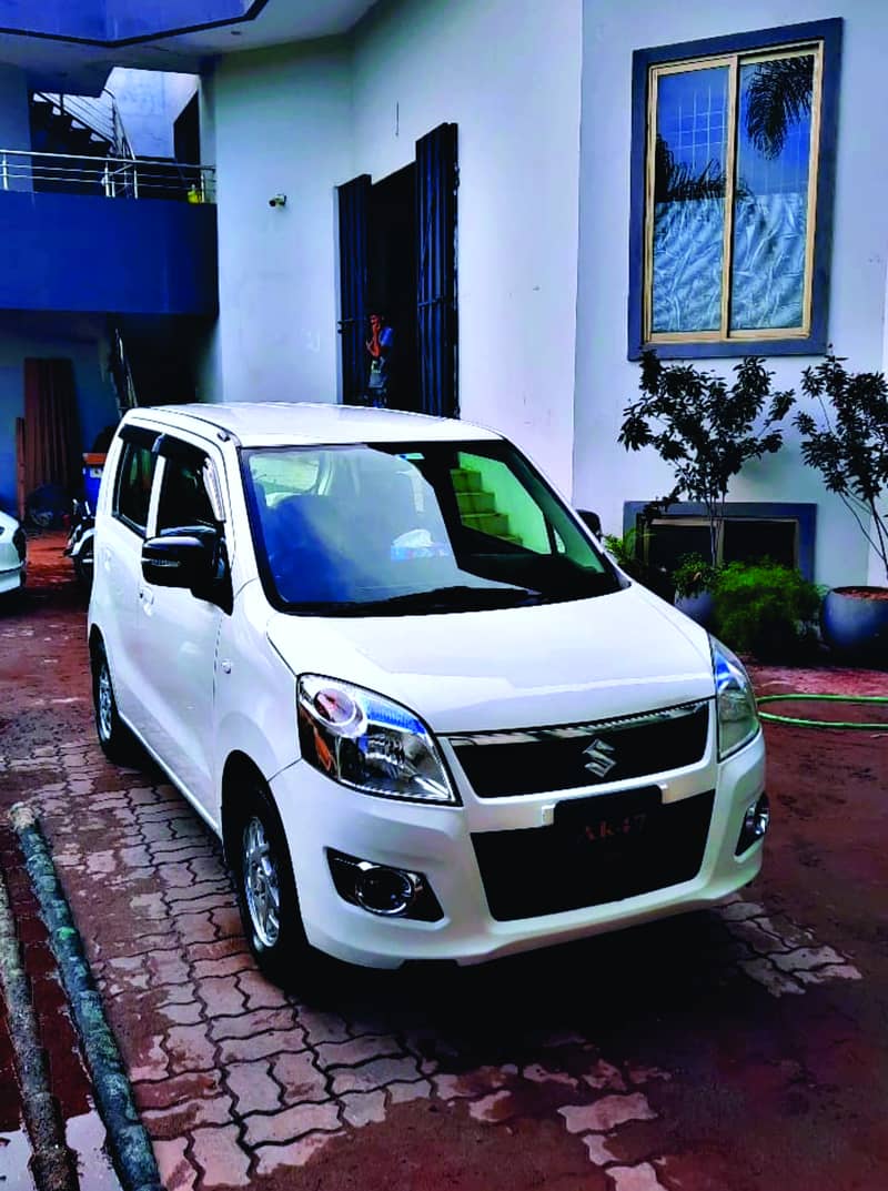 Suzuki Wagon R 2019 1