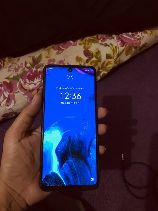 infinix note 10 pro box 9