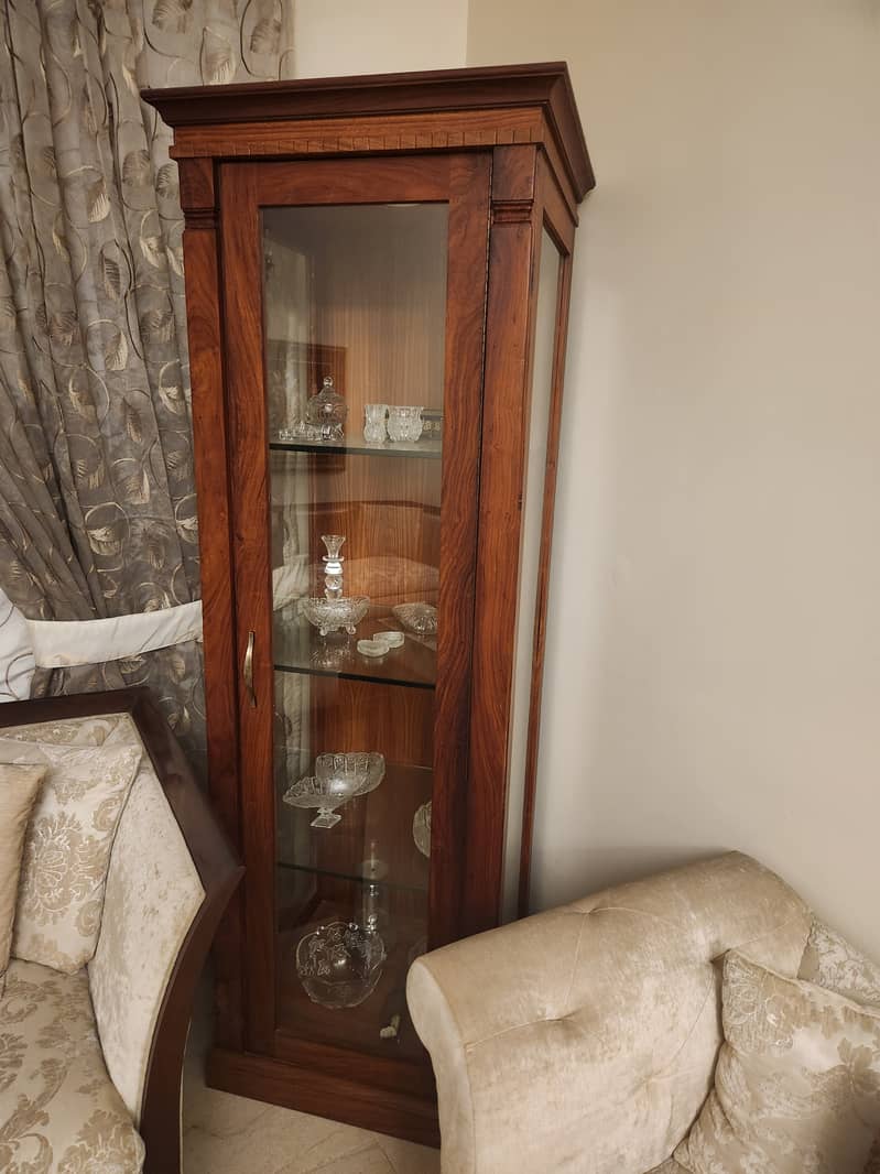 China Glass Cabinet 1