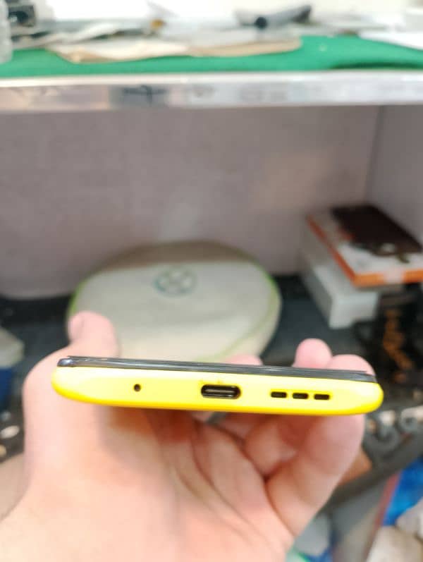 Poco M3 (4+2)6-128 Side Fingerprint. 10/10 Condition 4