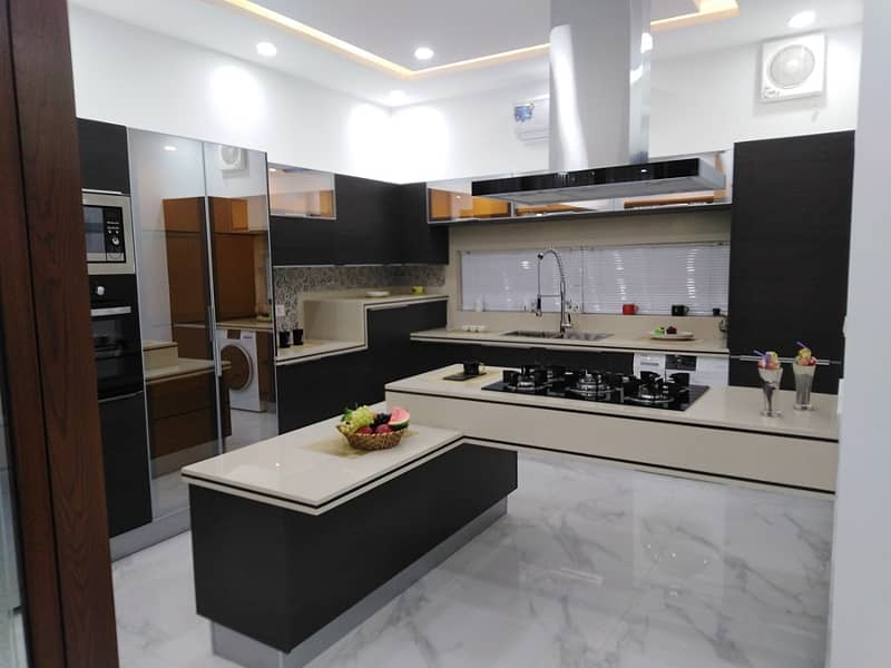 -Kanal Out Class Designer House Modern Luxury Beds Rent In DHA Phase 3 15