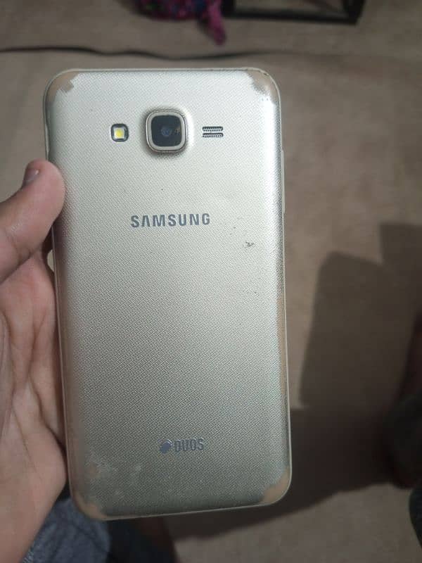 Samsung Galaxy j7 1